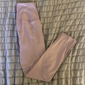 Beyond Yoga shimmer lavender high rise leggings, sz XS